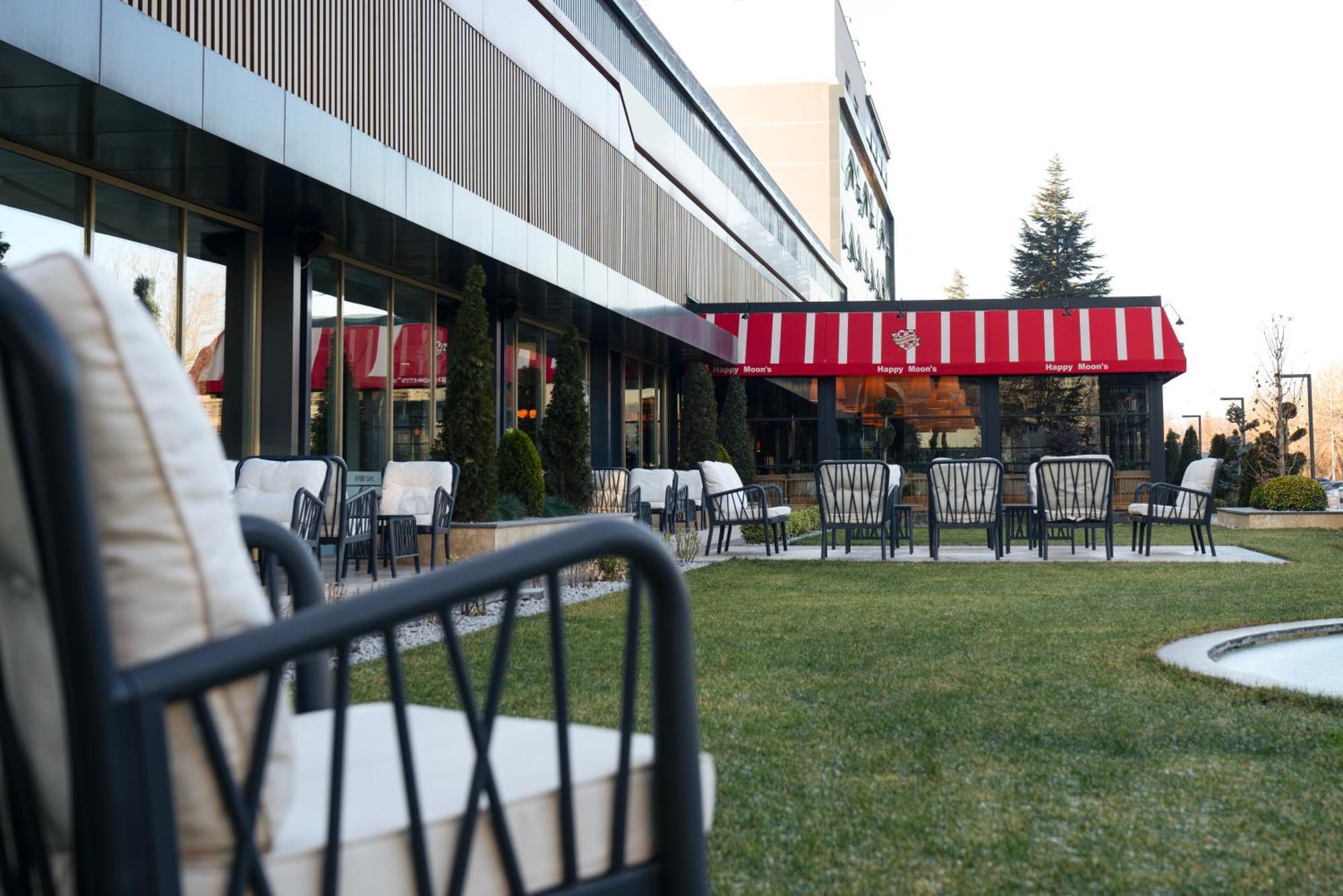 Fier Life Center Otel 3*